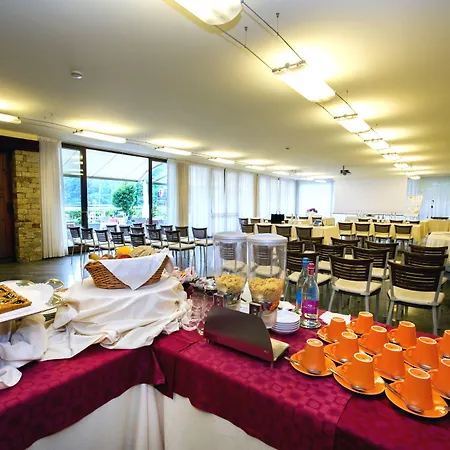 & La Sibilla Cusiana Hotel Pettenasco