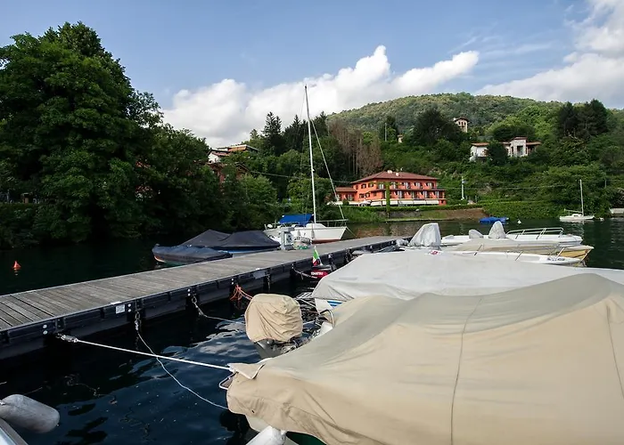 & La Sibilla Cusiana Hotel Pettenasco